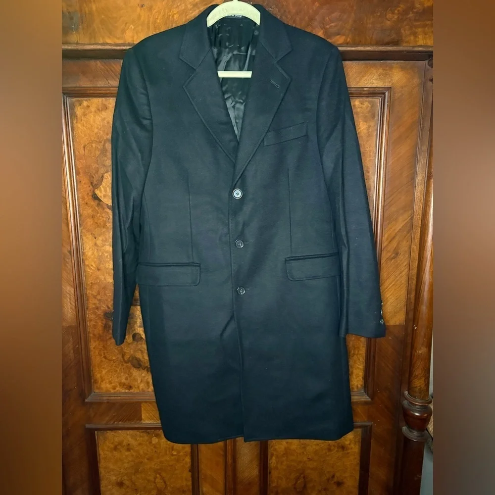 EUC Giorgio Cavalli- Wool and Cashmere Black Overcoat. Size IT 36